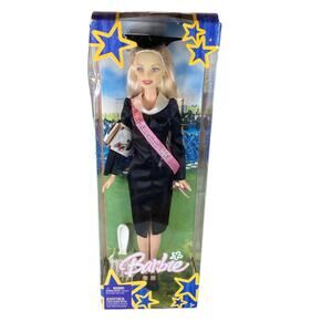 Y2K Mattel Graduation Barbie #G5370 2005 (2004) NRFB Box Damage
